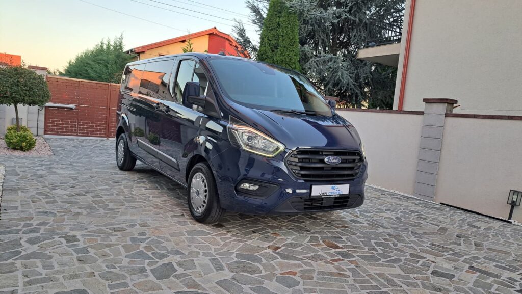 FORD CUSTOM KOMBI 8+1 TREND L2H1 FWD