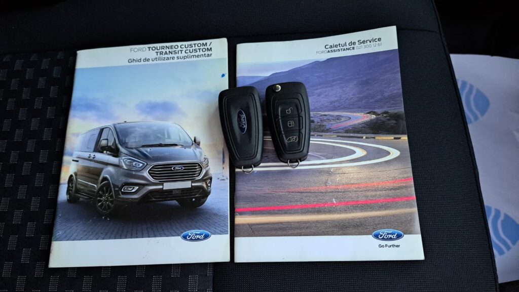 FORD CUSTOM KOMBI 8+1 TREND L2H1 FWD