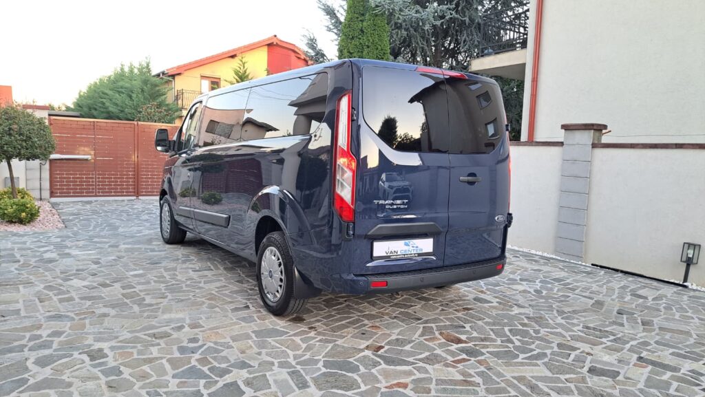 FORD CUSTOM KOMBI 8+1 TREND L2H1 FWD